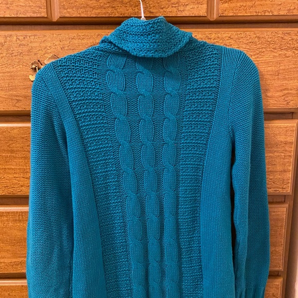 WHBM Sweater - Picture 2 of 4